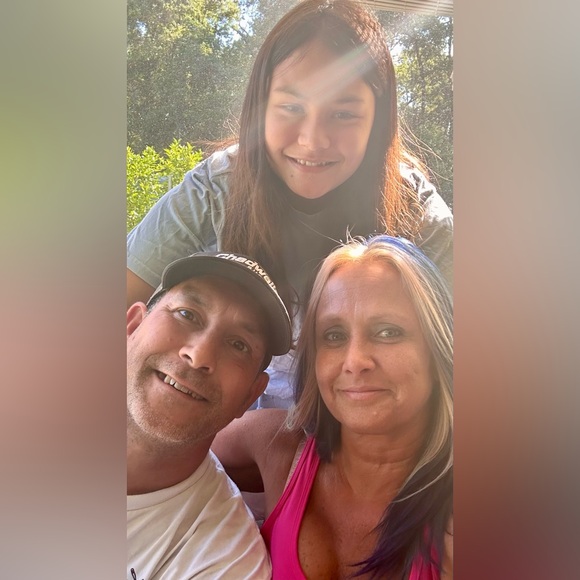 Meet your Posher, Tracey Marie - Picture 4 of 4